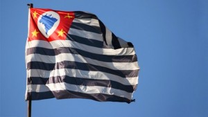 bandeira_estado_sp.jpg.620x350_q85_ltrbx